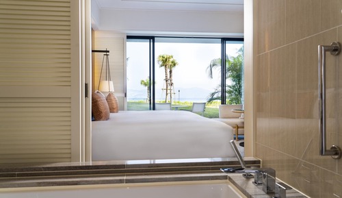 Deluxe Partial Oceanview BeachFrontWing Twin, Non Smoking