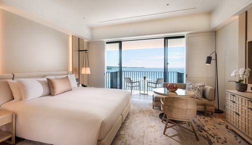 Premier Ocean Front King