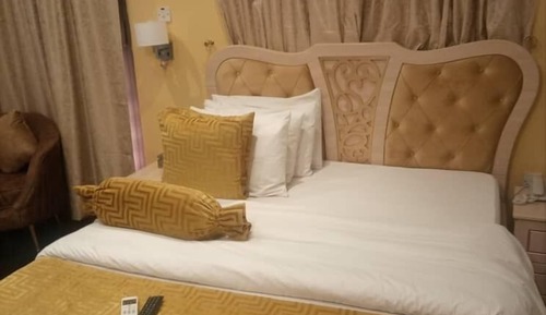 Classic Single Room