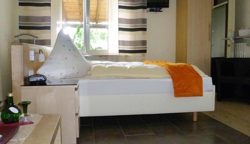 Basic Double Room