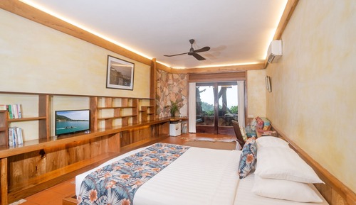 Cliff Residence Double