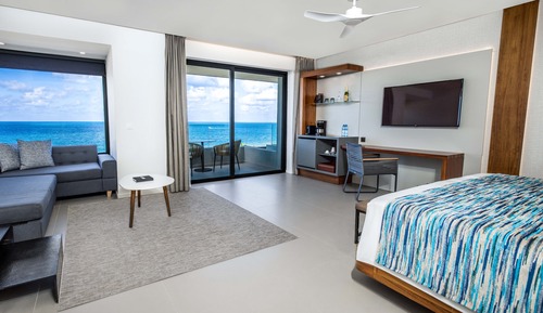 Elegance Club Plunge Pool Suite Ocean Front (Adults Only)