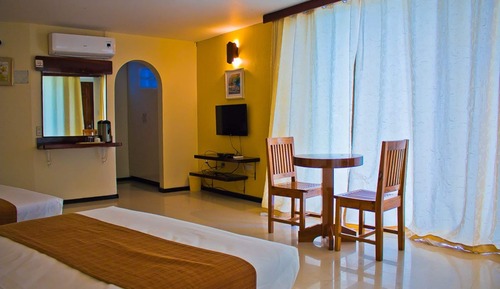 Family Room, 2 Queen Beds
