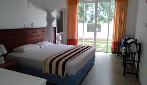 Double Room, Accessible, Garden View