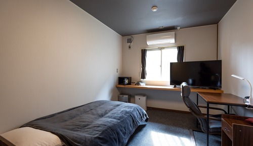 Single Room, Non Smoking, Shared Bathroom