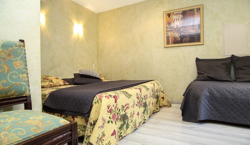 Quadruple Room (Esperanza)