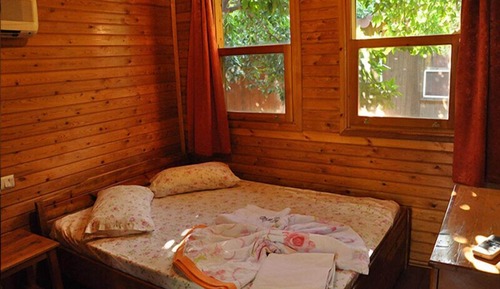 Basic Double Room, Garden View