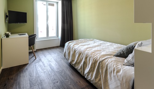 Business Single Room, Shared Bathroom