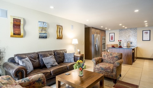 Condo, 2 Bedrooms