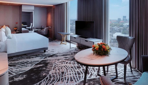 Deluxe Suite, 1 King Bed