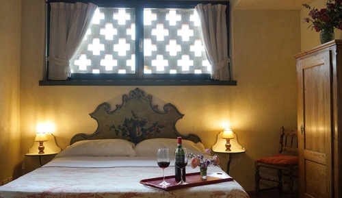Double Room (Small)