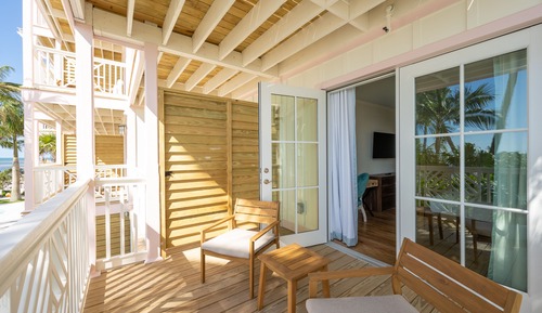 Deluxe Room, 1 King Bed, Oceanfront - Adults Only