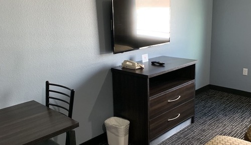 Basic Double Room, 2 Queen Beds