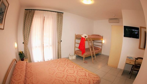 Superior Quadruple Room