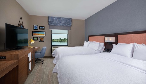Room, 2 Queen Beds, Refrigerator, Bay View