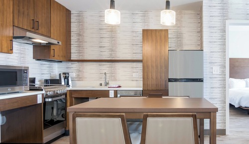 Suite, 2 Bedrooms, Non Smoking (Full Kitchen)