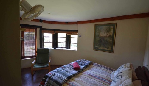 House, Valley View (Owl)