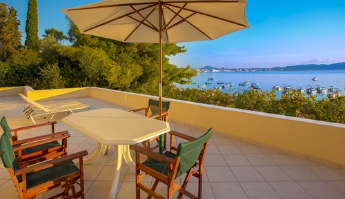 House, 3 Bedrooms, Sea View