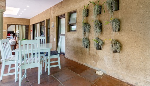 Family Room, 2 Queen Beds, Garden View