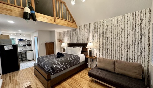 Cabin (Cozy Cabin centrally located - Love S)