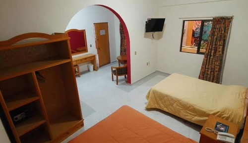 Standard Room, Multiple Beds