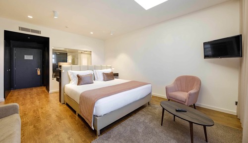 Superior Suite