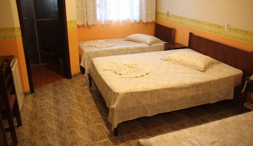 Standard Quadruple Room, Multiple Beds