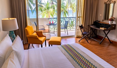 Beach Front Premier Sea view - B7