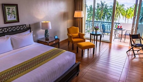 Beach Front Premier Sea view - B8