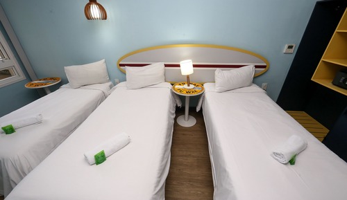 Standard Room, 3 Twin Beds, Non Smoking