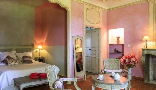 Superior Triple Room, Private Bathroom, Garden View (Camille Claudel)