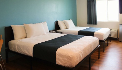 Standard Room, 2 Queen Beds, Non Smoking