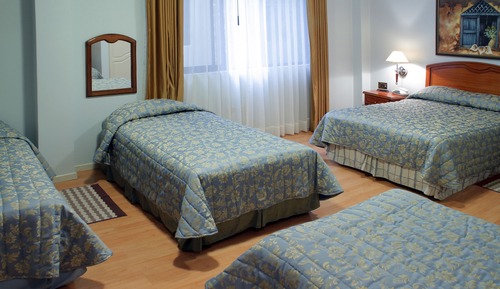 Family Quadruple Room, 4 Bedrooms, Accessible, Microwave