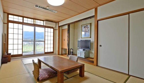 Japanese Style Room for 4-5 adults