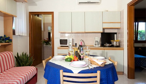 Classic Villa, 2 Bedrooms (5-6 PAX)