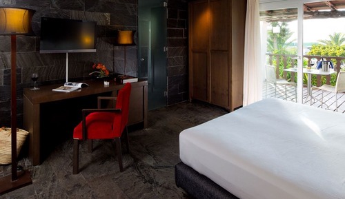 Design Double or Twin Room, Jetted Tub, Garden View