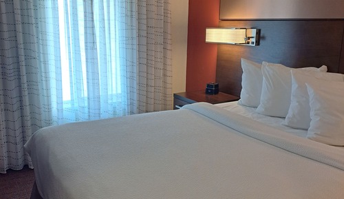 Suite, 2 Bedrooms (Hearing Accessible)