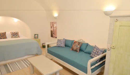 Deluxe Studio (Wind House)