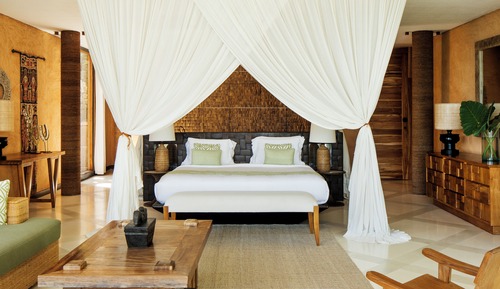Room (Putri Wamoro Jungle)