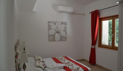 Apartment, 3 Bedrooms, Garden Area
