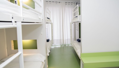 Standard Shared Dormitory, Women only, Private Bathroom (6 people)