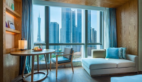 Two Queen Executive Canton Tower River View with Lounge Access