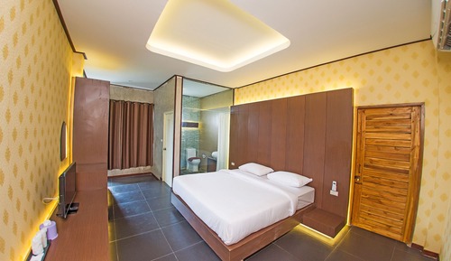 Standard Double Room, 1 King Bed, Non Smoking, Ensuite