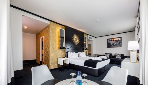 Standard Suite