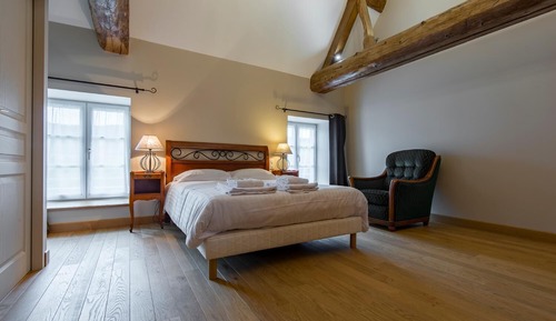 Triple Room (Alezan)