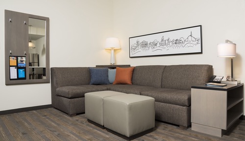 Suite, 1 Bedroom, Kitchen (2 Queen Beds & 1 Sofa Bed)