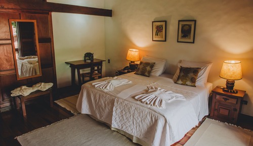 Room, Valley View