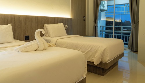 Standard Twin Room