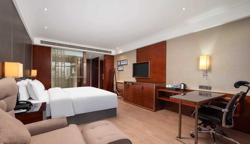 Comfort Single Room, City View