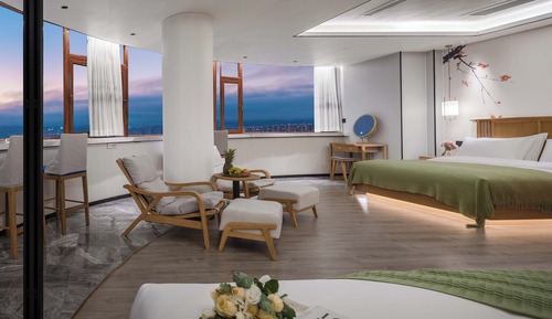 Premier Quadruple Room, River View